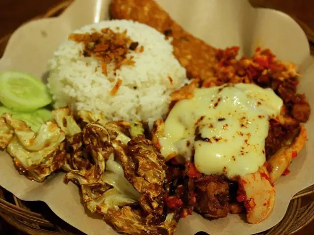 Gambar Makanan Ayam Geprekkk Katineung 3