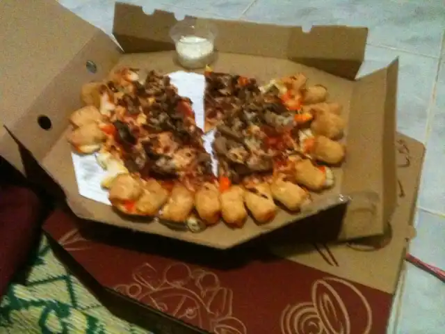 Gambar Makanan Pizza Hut 2