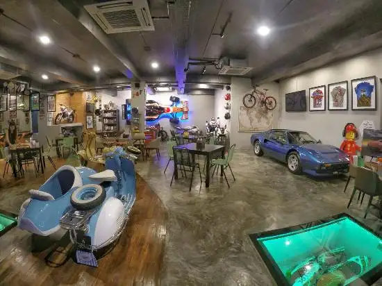 Feast and Furious Cafe