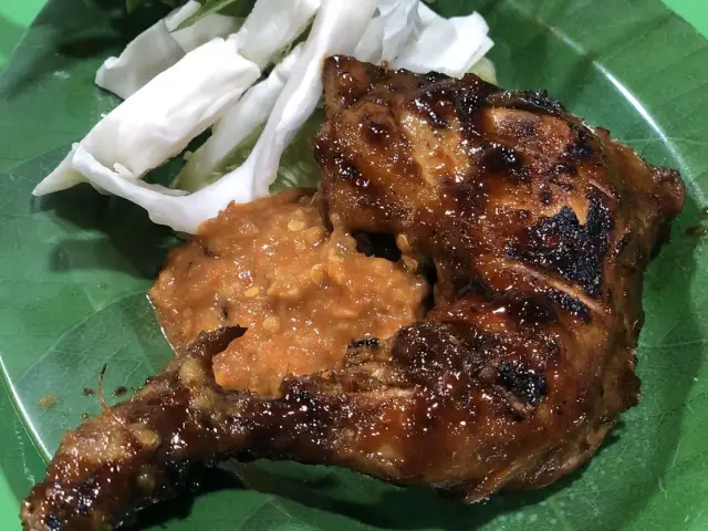 Ayam Bakar Taliwang Khas Pulau Lombok