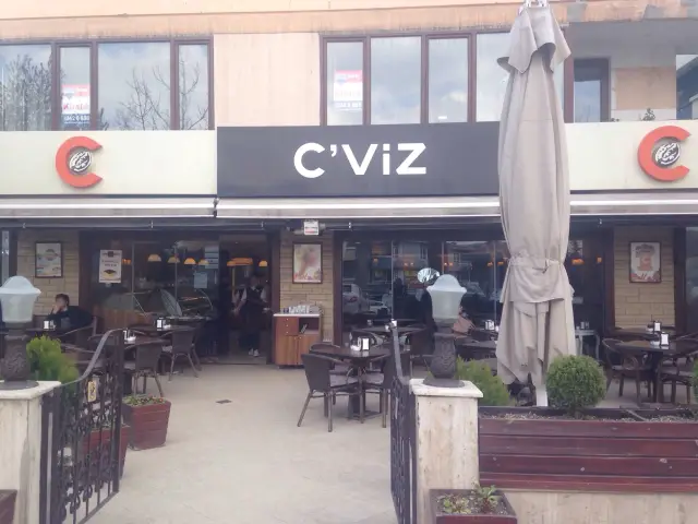C'viz Cafe Bistro'nin yemek ve ambiyans fotoğrafları 5