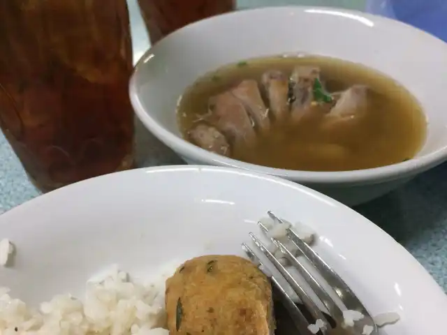 Gambar Makanan Sop Ayam Pak Miin Klaten 8