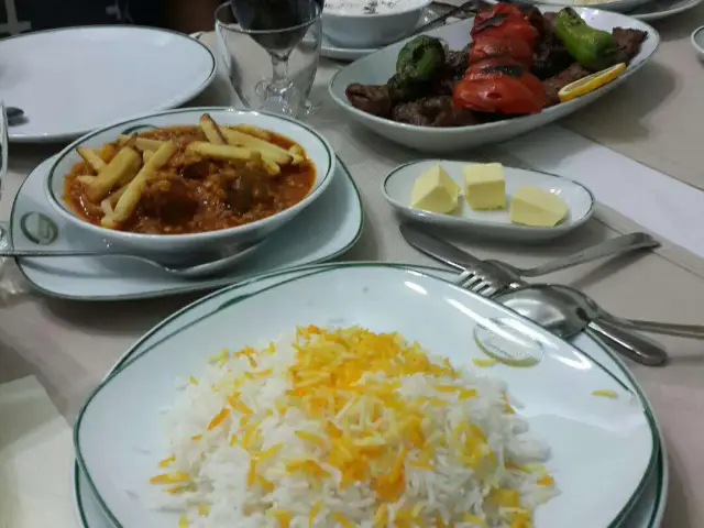 Asuman İran Restoranı'nin yemek ve ambiyans fotoğrafları 79