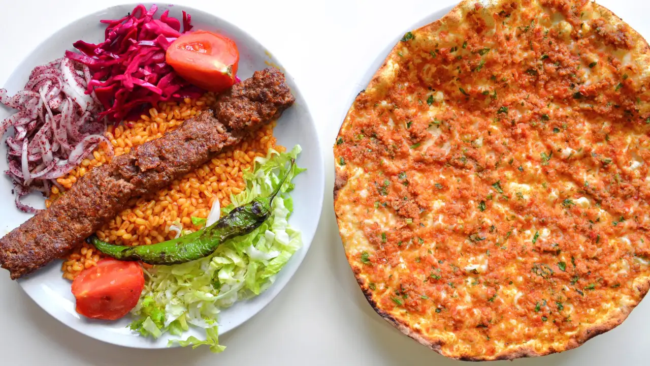 Öz Antep Kebap & Lahmacun