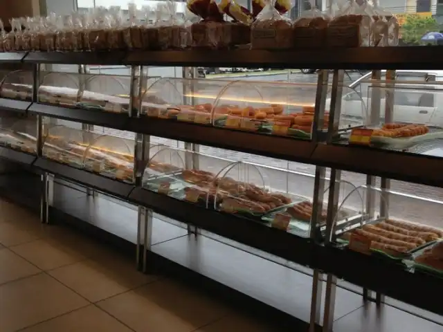 Port View Euro Bakery Food Photo 3