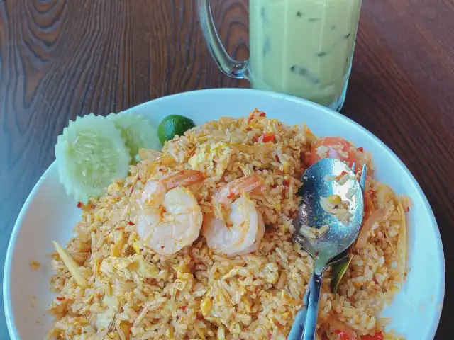 Aroy Thai Food Photo 1