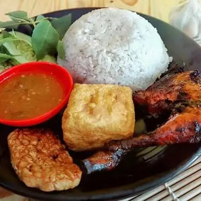 Gambar Makanan Abah Cs Bebek Ayam Tulang Lunak, Ciumbuleuit 4