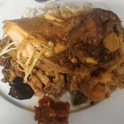 Betutu Ayam Pak Sanur