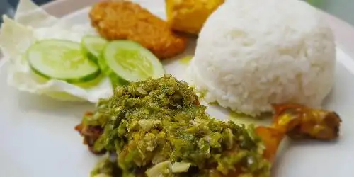 Ayam Penyet Sambel Taubat Pak Haji