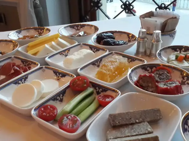 Tuğra Restaurant'nin yemek ve ambiyans fotoğrafları 57