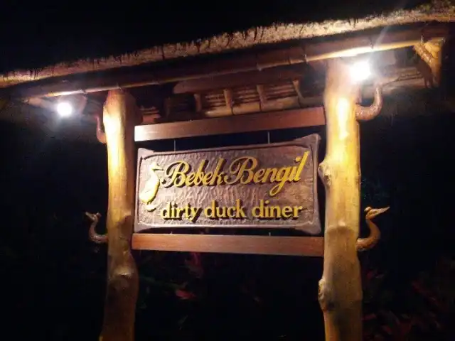 Gambar Makanan Bebek Bengil (Dirty Duck Diner) 14