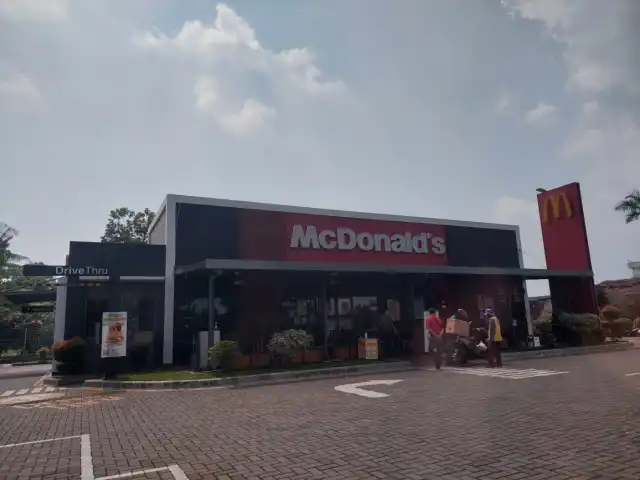 Gambar Makanan McDonald's Cibitung Sosro 1