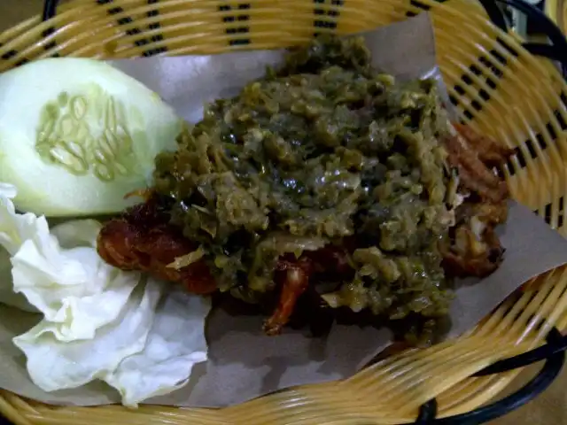 Ayam Batokok Cabe Hijau