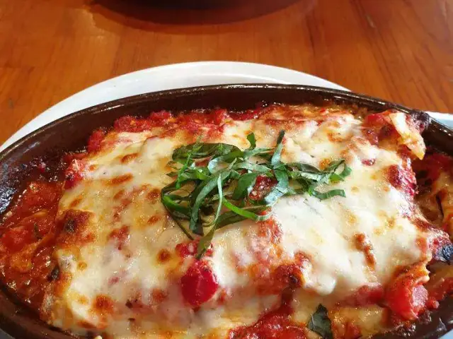 The Upper Crust Pizzeria'nin yemek ve ambiyans fotoğrafları 71