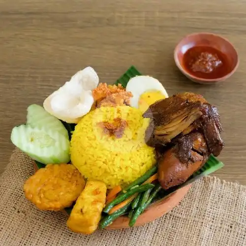 Gambar Makanan Nasi Kuning LILY, MERAPI, Depan Salon Akhim 20