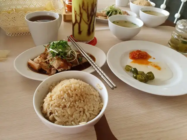 Gambar Makanan Wee Nam Kee Chicken Rice Semarang 7
