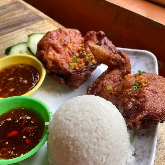 Khao Khai Thai Chicken House Food Photo 3