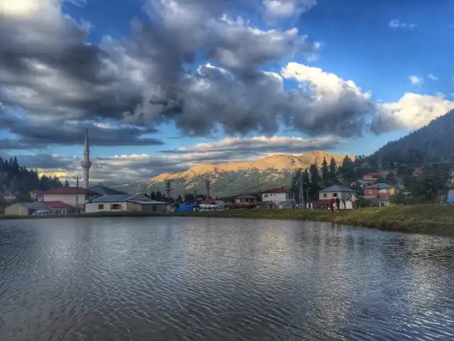 Akcaabatlilar Ekmek Ve Pide Salonu'nin yemek ve ambiyans fotoğrafları 4