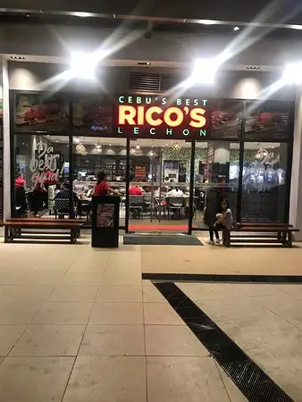 Rico’s Lechon Food Photo 2