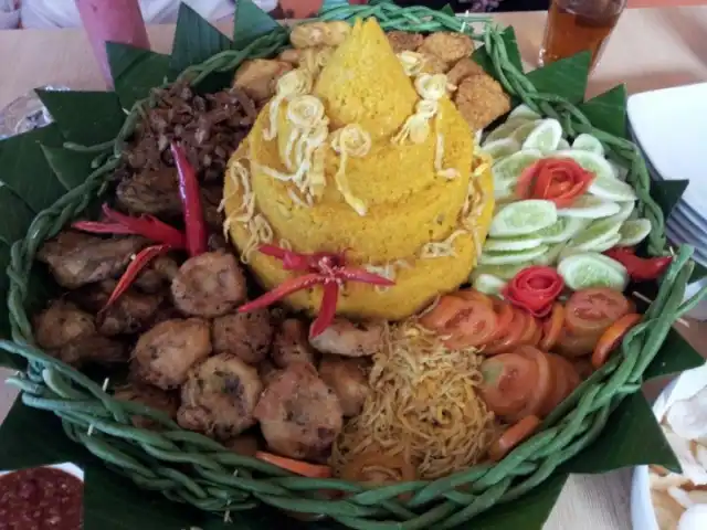 Gambar Makanan Rumah Makan WOI (Warung Orang Indonesia) 3