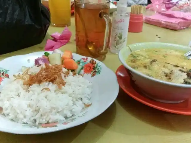 Gambar Makanan Soto Betawi Haji Husein 7