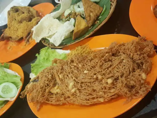 Gambar Makanan Ayam Kremes Malioboro 16