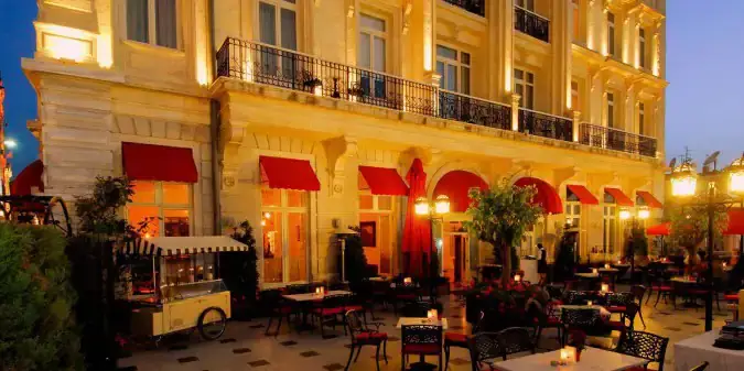 Orient Terrace - Pera Palace Hotel'nin yemek ve ambiyans fotoğrafları 1