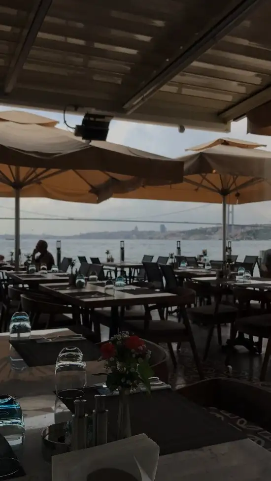 Beyaz Bosphorus'nin yemek ve ambiyans fotoğrafları 6