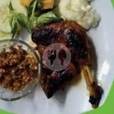 Gambar Makanan Sate Ayam OK Mbakwin, Seberang Hotel Neo Balikpapan 3