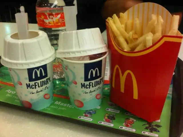 Gambar Makanan McDonald's 8