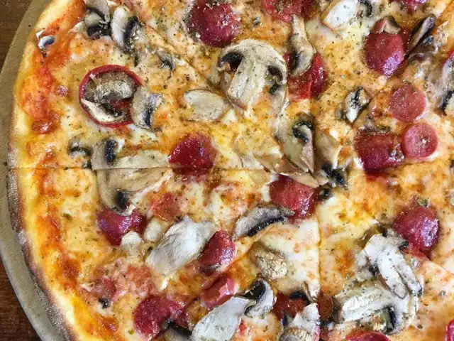 Fornello Pizza'nin yemek ve ambiyans fotoğrafları 7