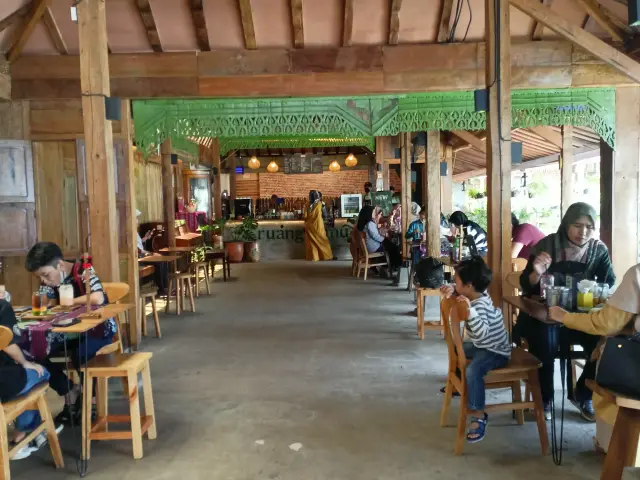 Gambar Makanan Ruangnamu Coffee 12