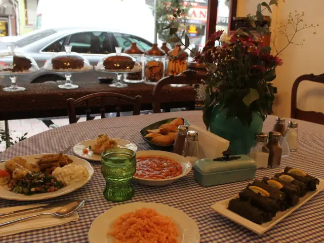 Bomonti Patisserie Cafe Restaurant'nin yemek ve ambiyans fotoğrafları 15