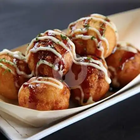 Gambar Makanan Queen Thai Tea N Takoyaki, Hayam Wuruk 4