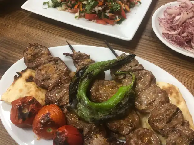 Şelale Etliekmek & Izgara'nin yemek ve ambiyans fotoğrafları 2