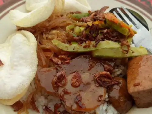 Nasi Uduk Pak Kumis