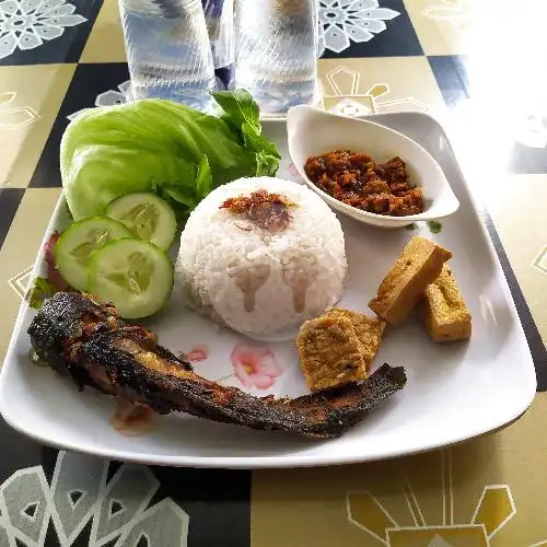 Gambar Makanan Pecel Lele Monggo Mas 2