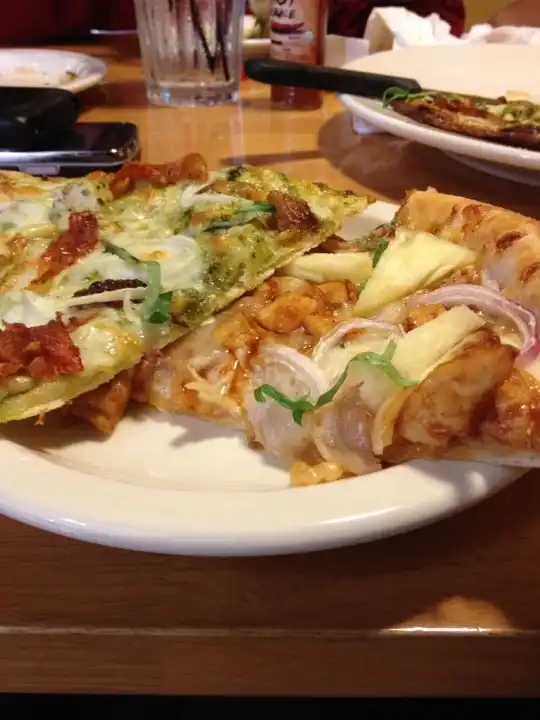 California Pizza Kitchen Food Photo 11