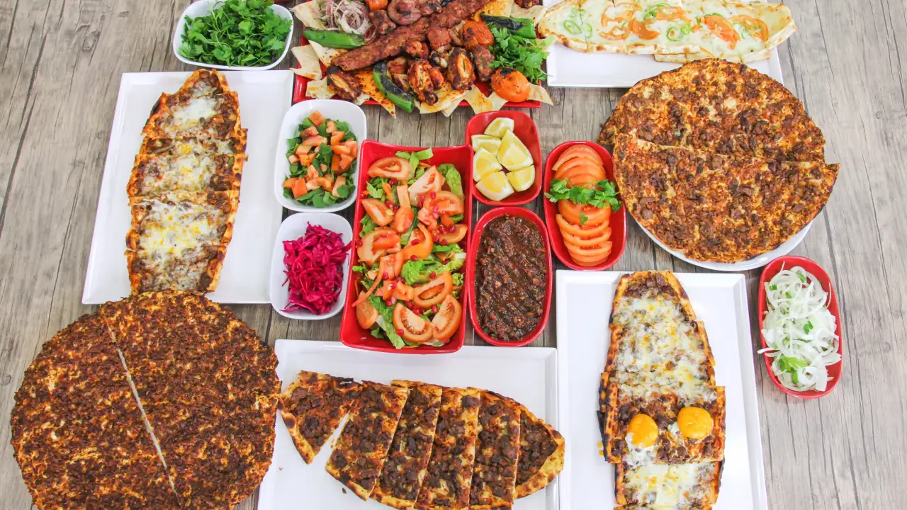 Namlı Lahmacun & Kebap