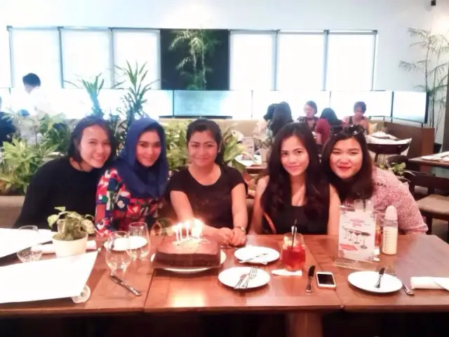 Gambar Makanan Ivy Restaurant 2