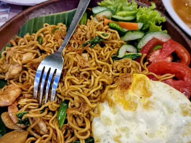 Gambar Makanan Pesta Keboen Restoran 29