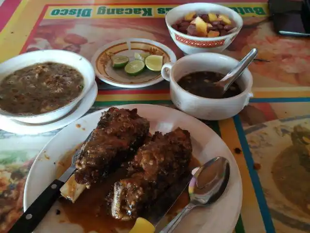 Gambar Makanan Coto Makassar Daeng Nippi 9