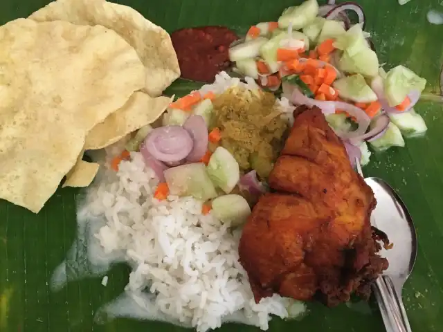 Moorthy's Banana Leaf Rice Food Photo 2