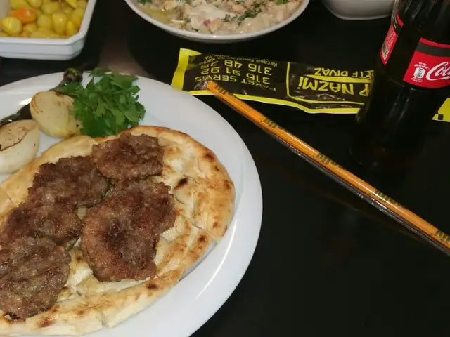 Arap Nazmi Köfte'nin yemek ve ambiyans fotoğrafları 5