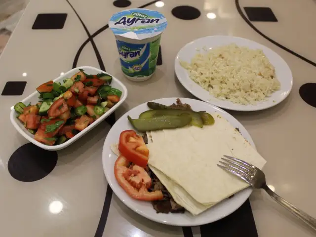 Beyoğlu Halk Döner'nin yemek ve ambiyans fotoğrafları 35