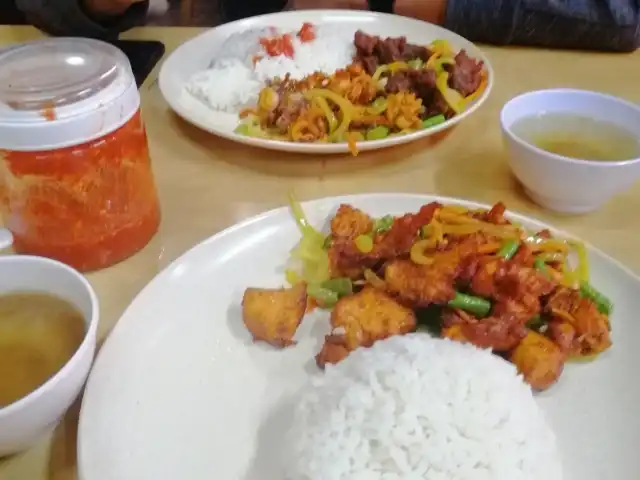 Mat Rock Ayam Goreng Kunyit Food Photo 16