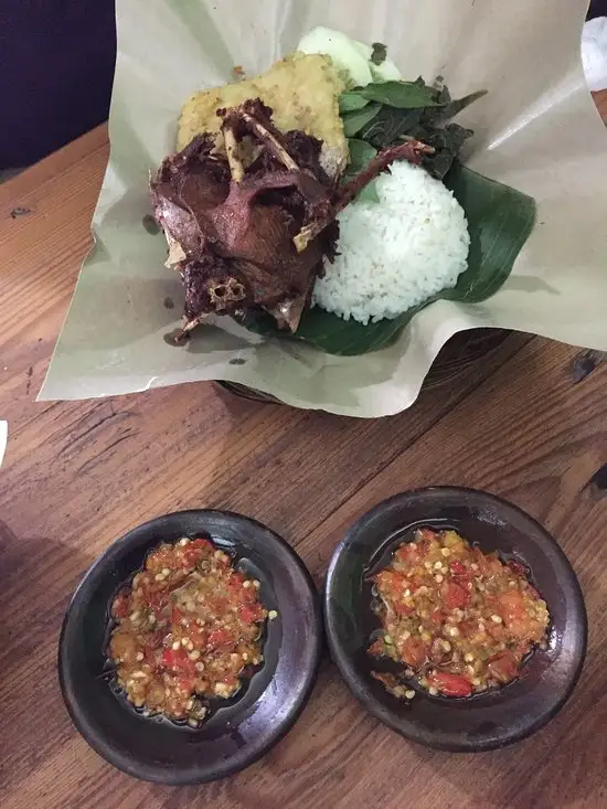 Gambar Makanan Bebek Goreng H. Slamet (Asli) Kartosuro 11