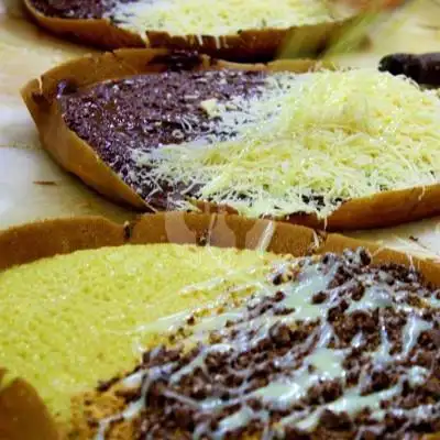 Gambar Makanan Martabak Manis Si Kembar, Cipinang Jaya 9