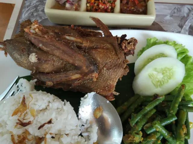 Gambar Makanan Bebek Tepi Sawah 7