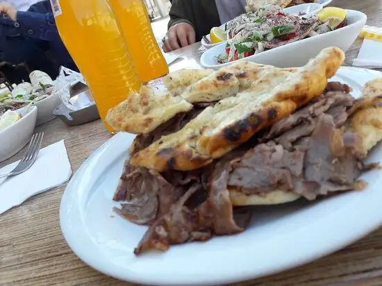 Nazım usta Hacıbayram donercisi'nin yemek ve ambiyans fotoğrafları 3